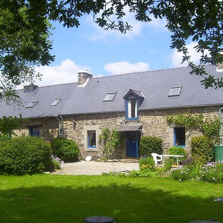 Le Boterff Gites Et Camping Saint-Mayeux Kültér fotó